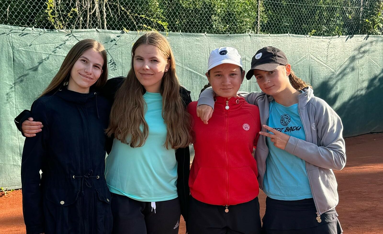 tennis-u18-juniorinnen-vierter-sieg
